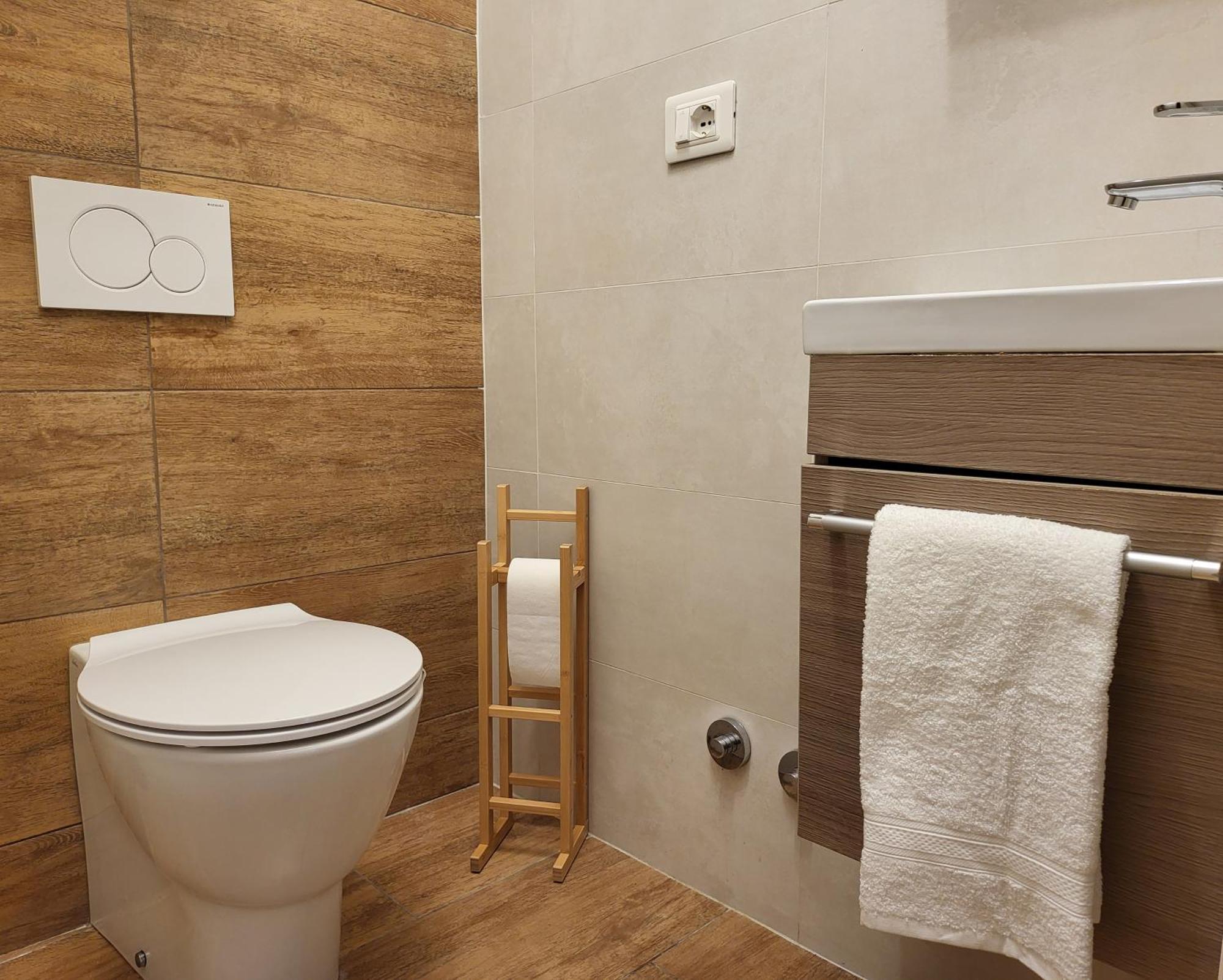 Alejlop Apartment ゴリツィア エクステリア 写真