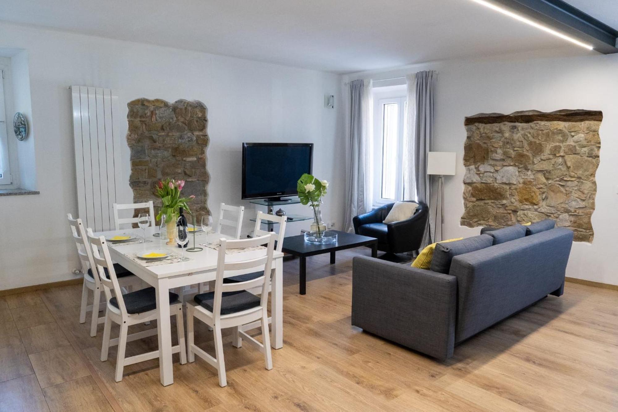 Alejlop Apartment ゴリツィア エクステリア 写真